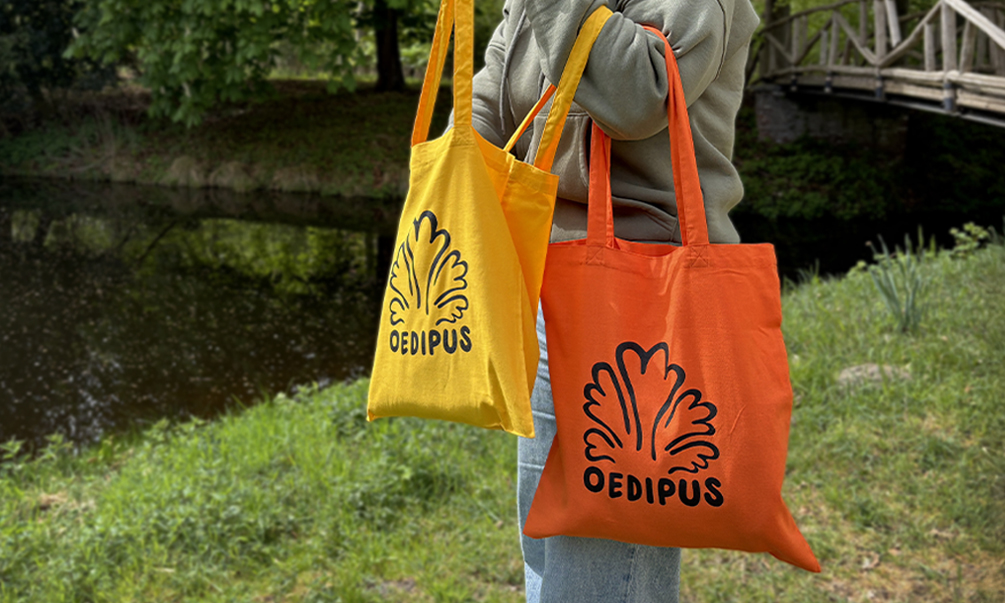Bedrukte tasjes en shirtjes - Oedipus